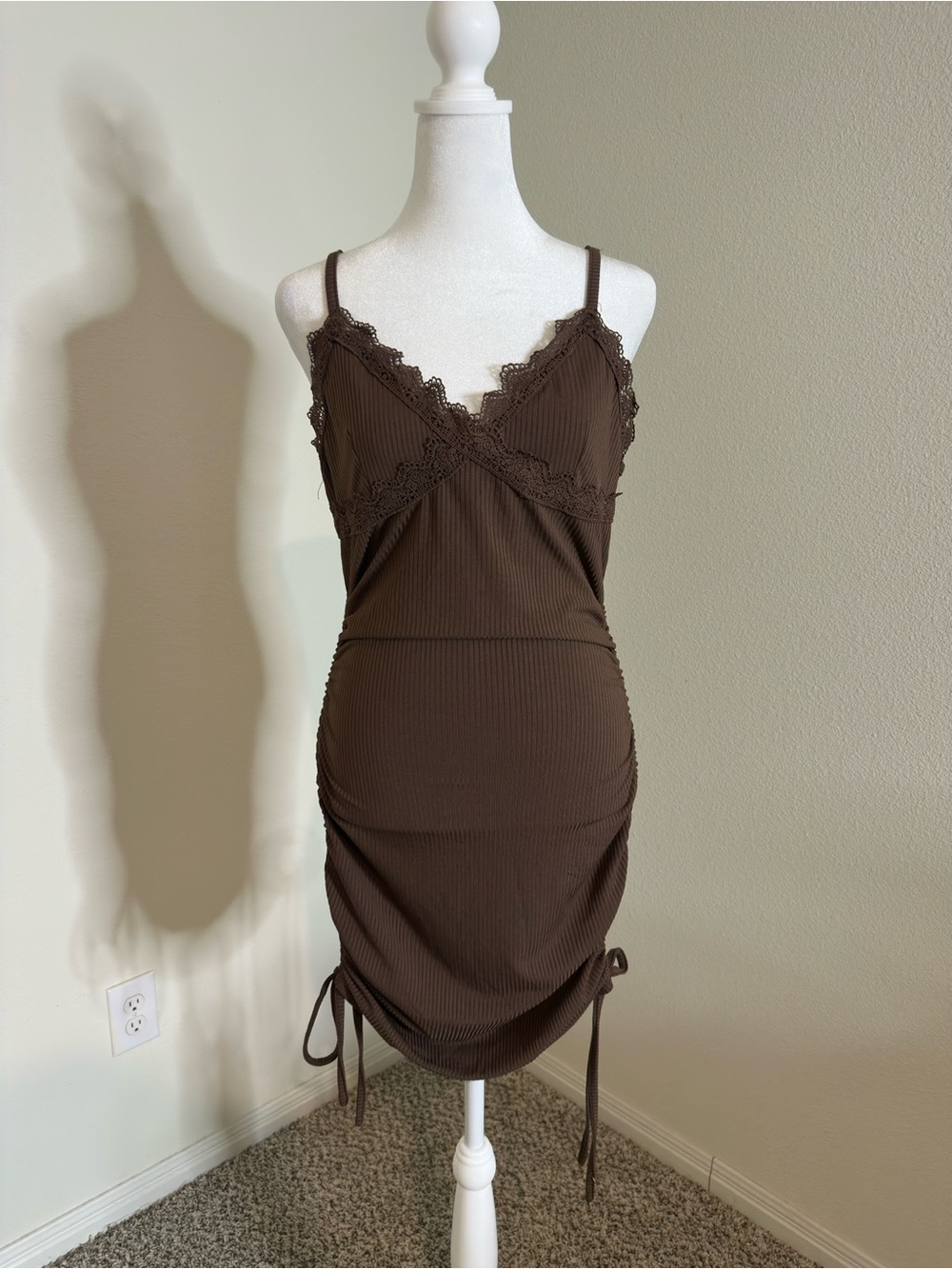 ROMWE Brown Ribbed Lace-Trim Slip Dress with Side Drawstrings